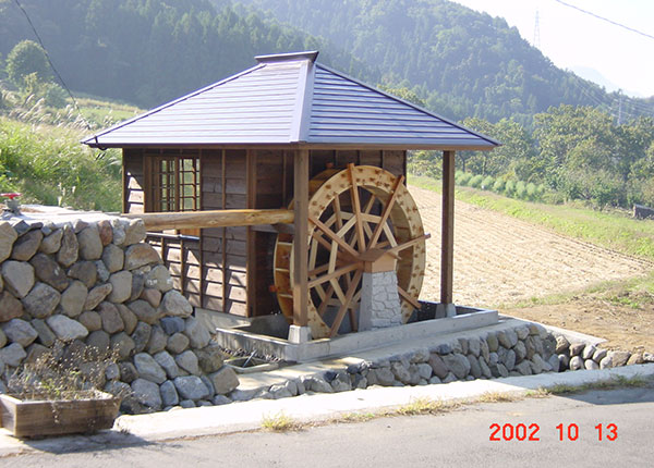 飯山市 福島新田の水車小屋